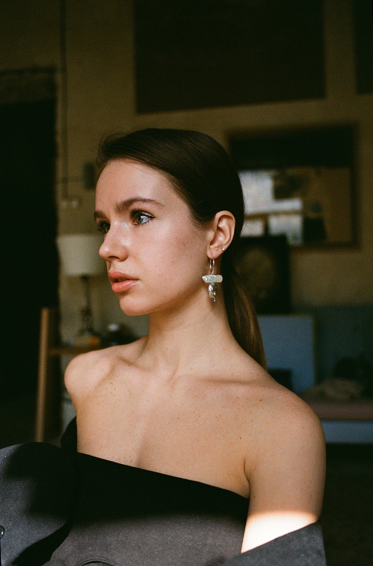 Earrings with pearls and silver drops