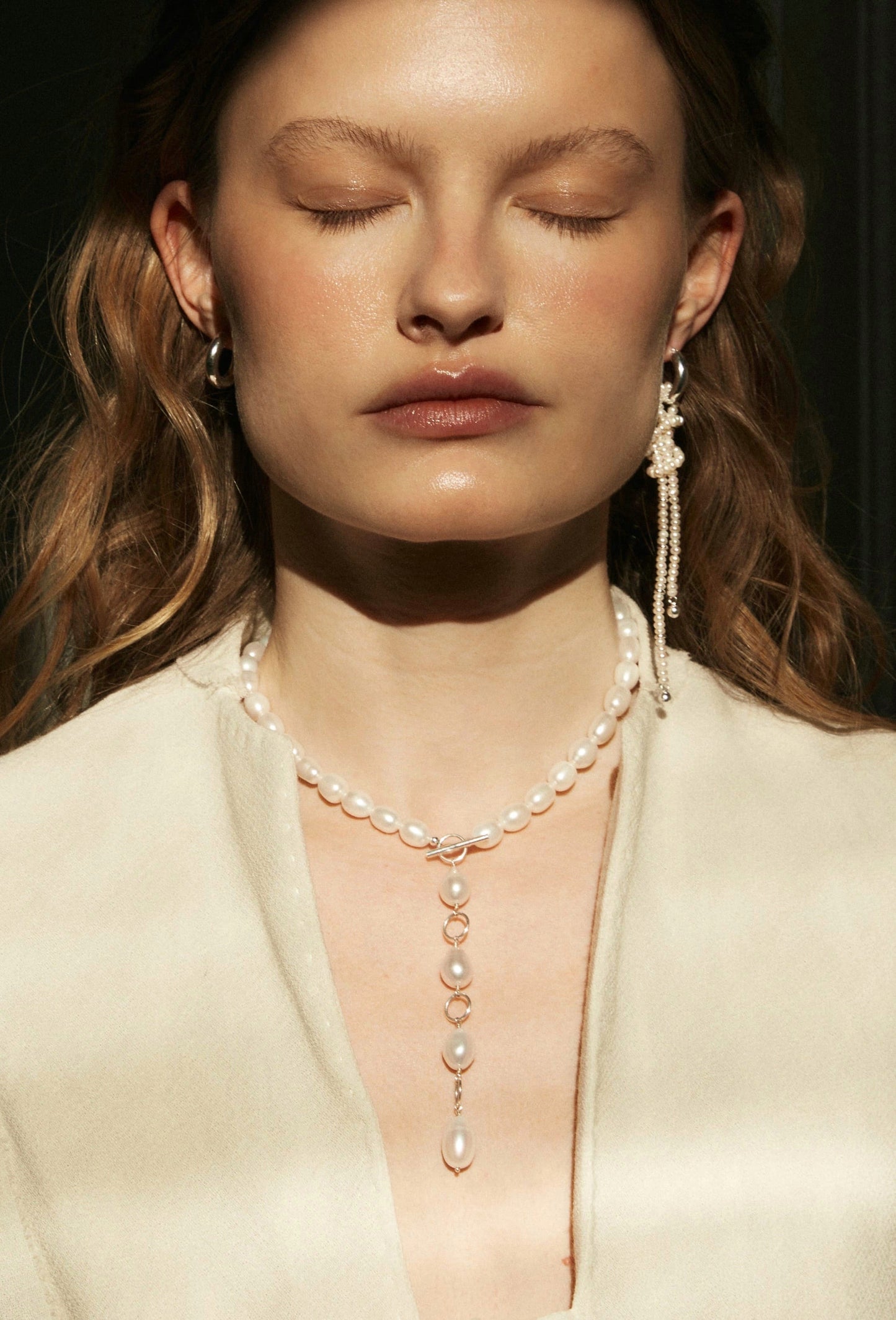 Assymetrical earrings "Knot"