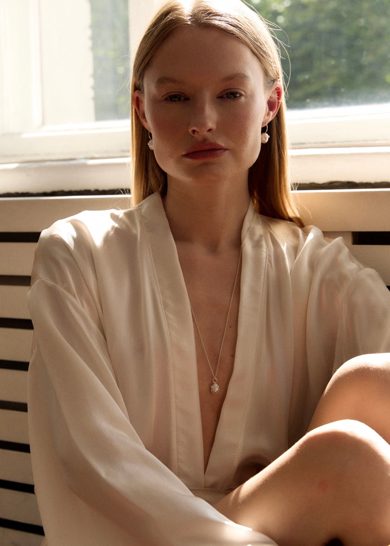 Сережки Dragons Nest White