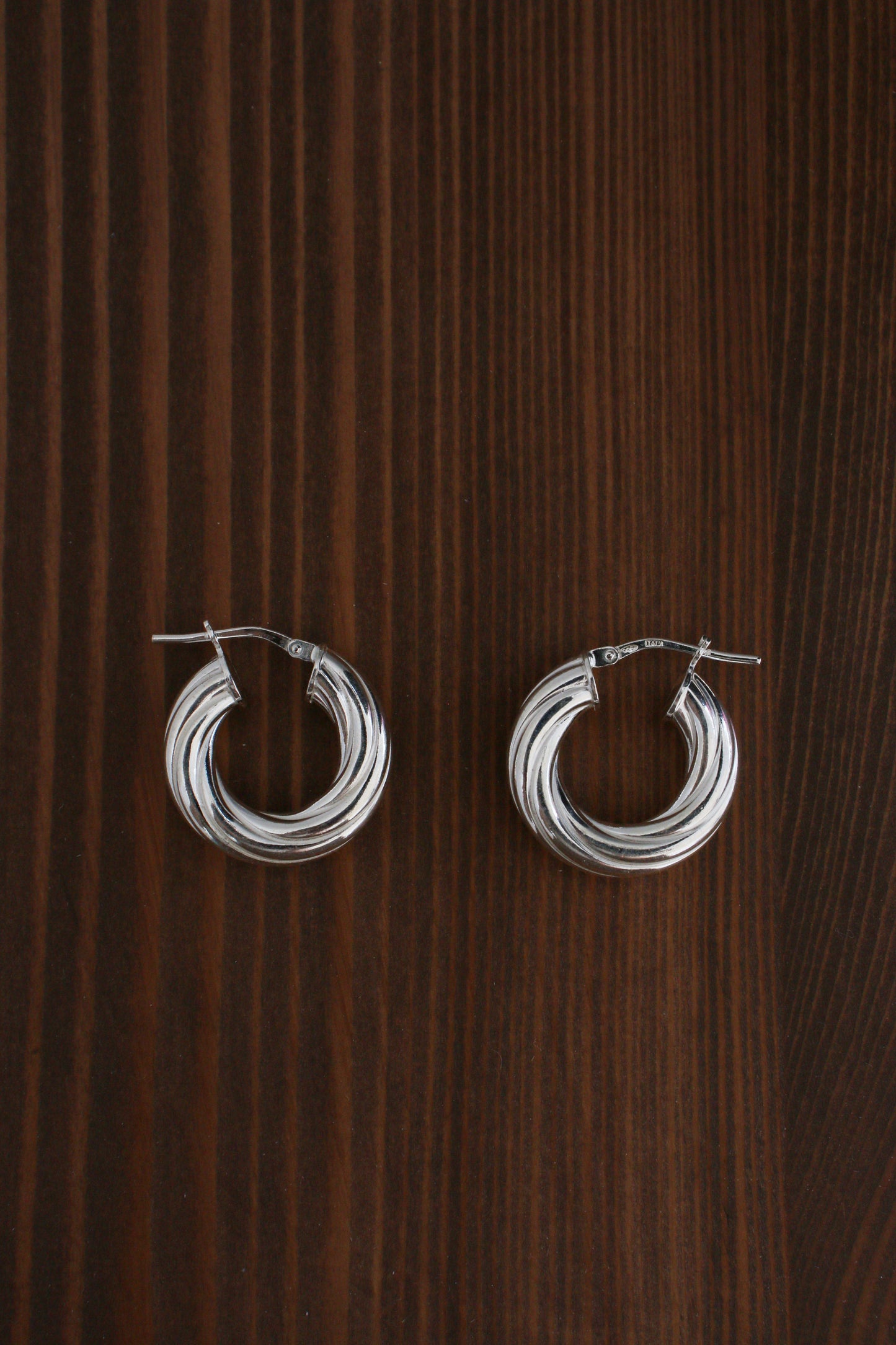 Spiral hoop earrings