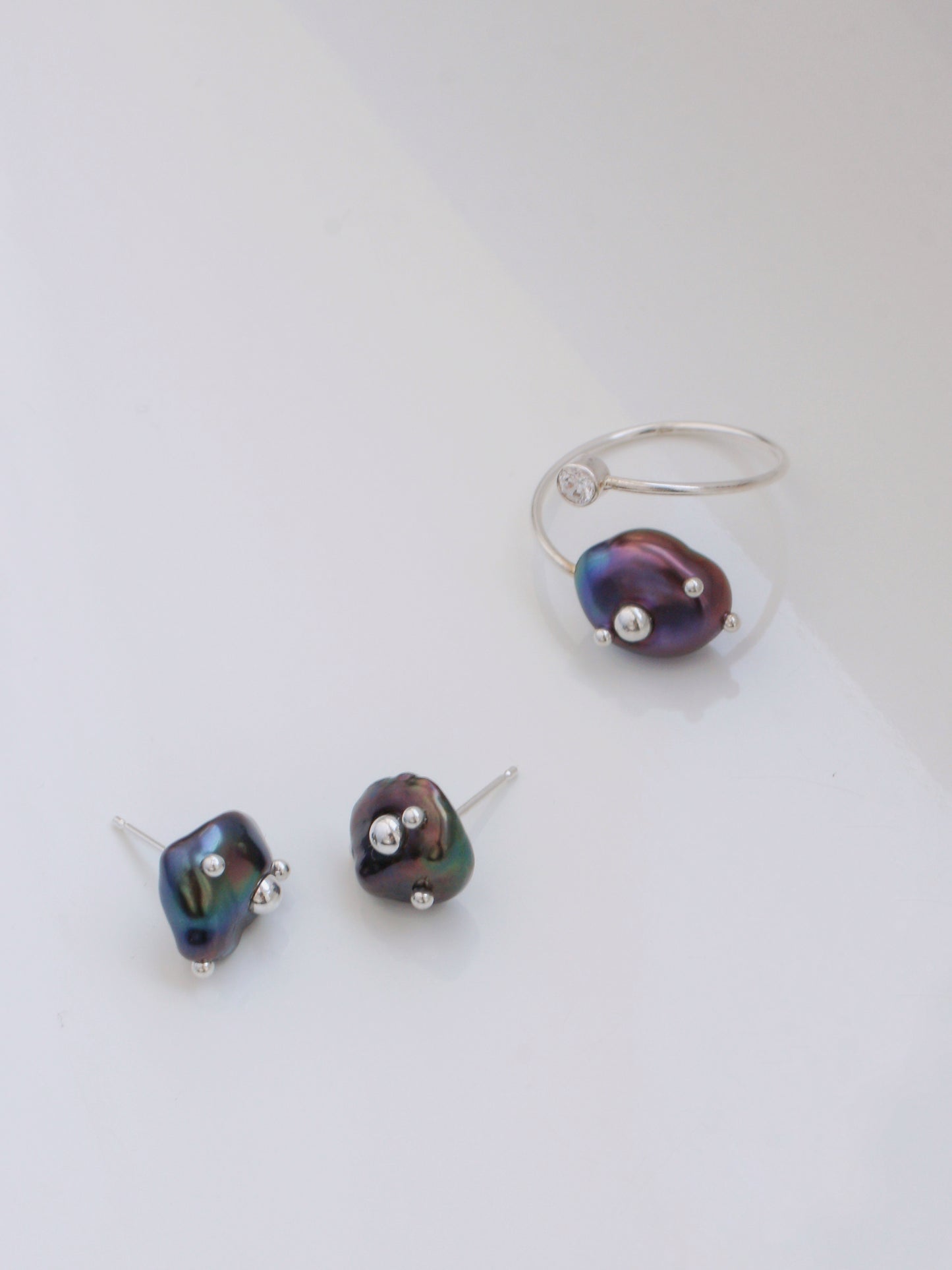 Studs with silver drops