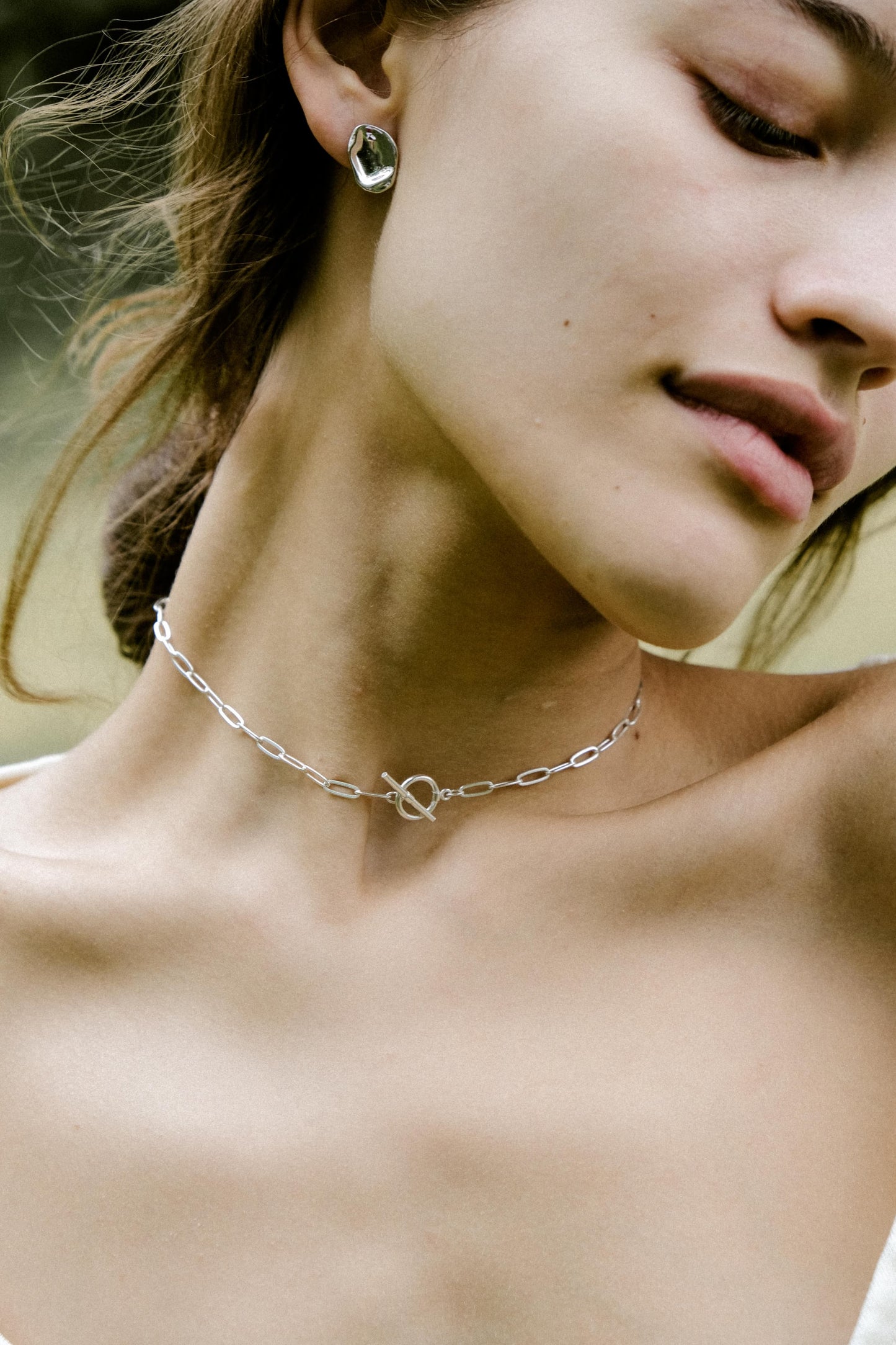 Chain with toggle clasp