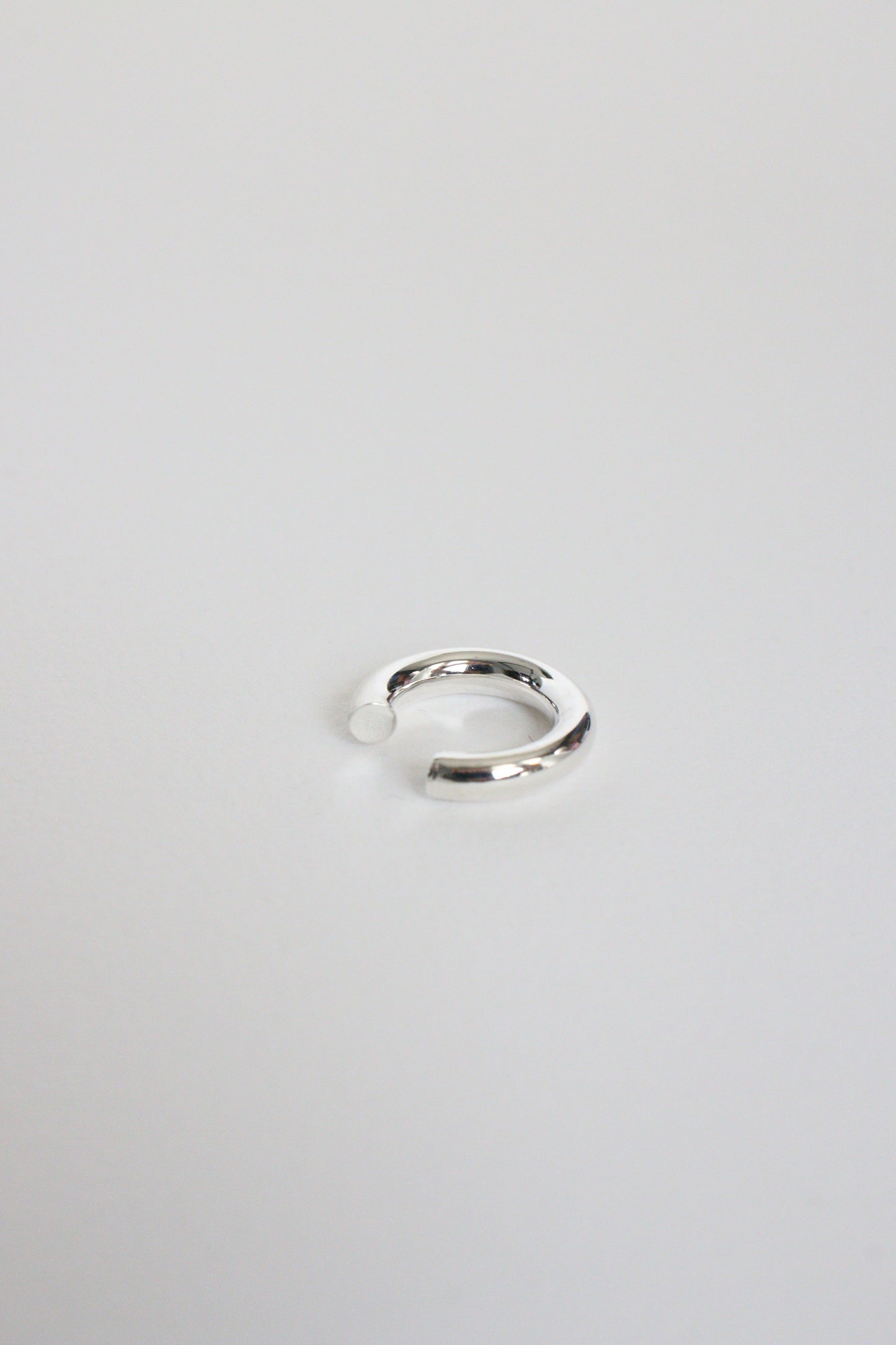 Classic ear cuff