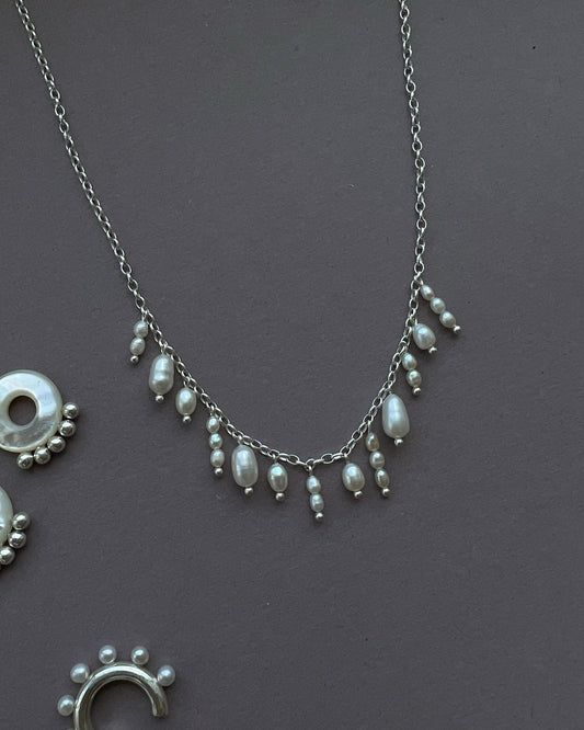 Chain with pearl fringe