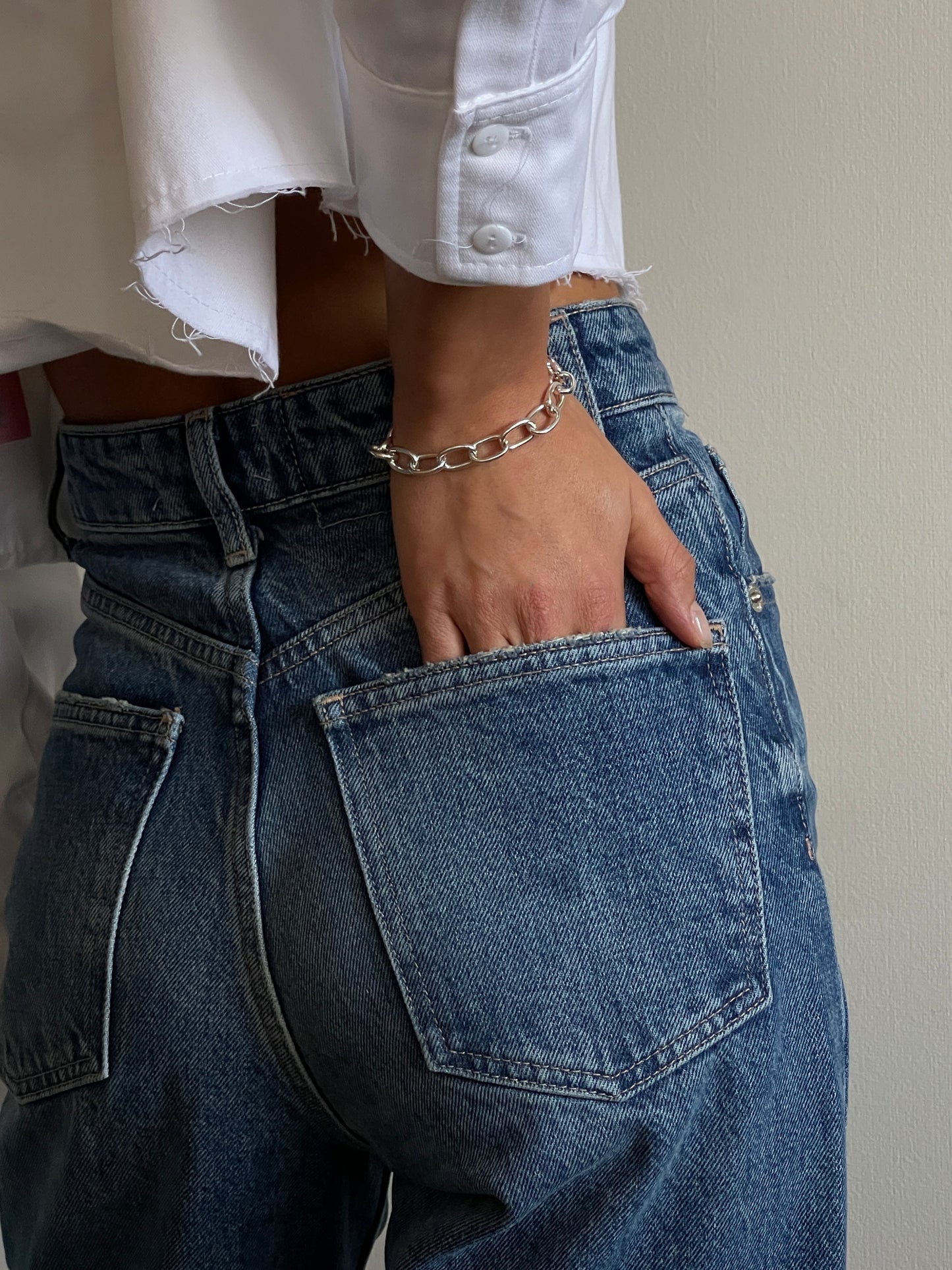 Bracelet with toggle clasp