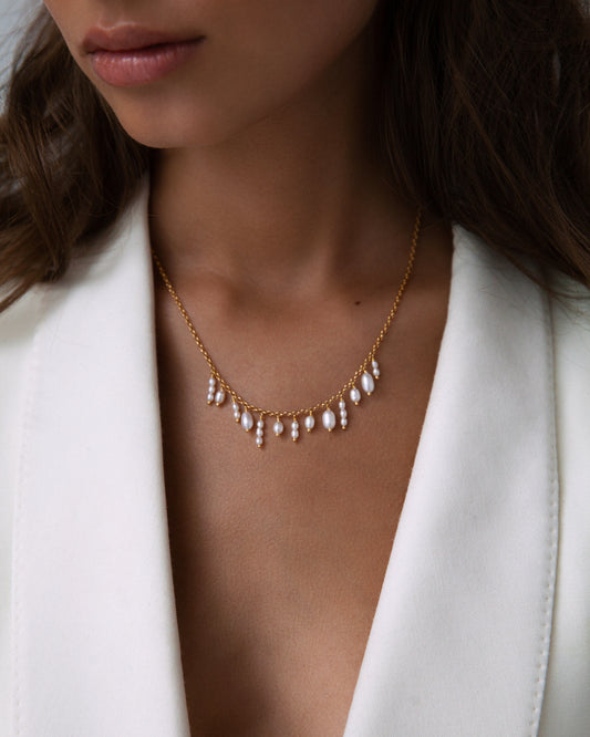 Chain with pearl fringe