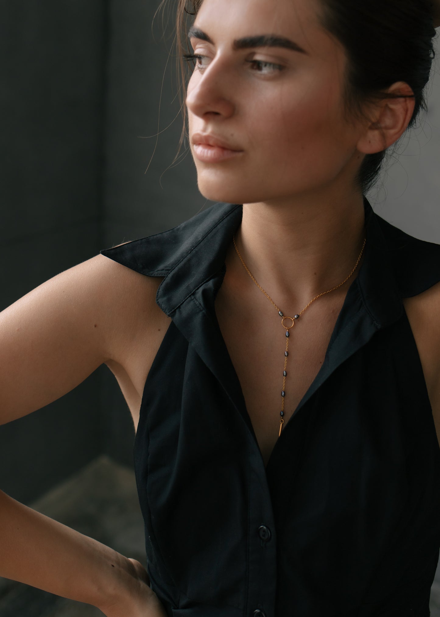 Lariat necklace "Circle gold"