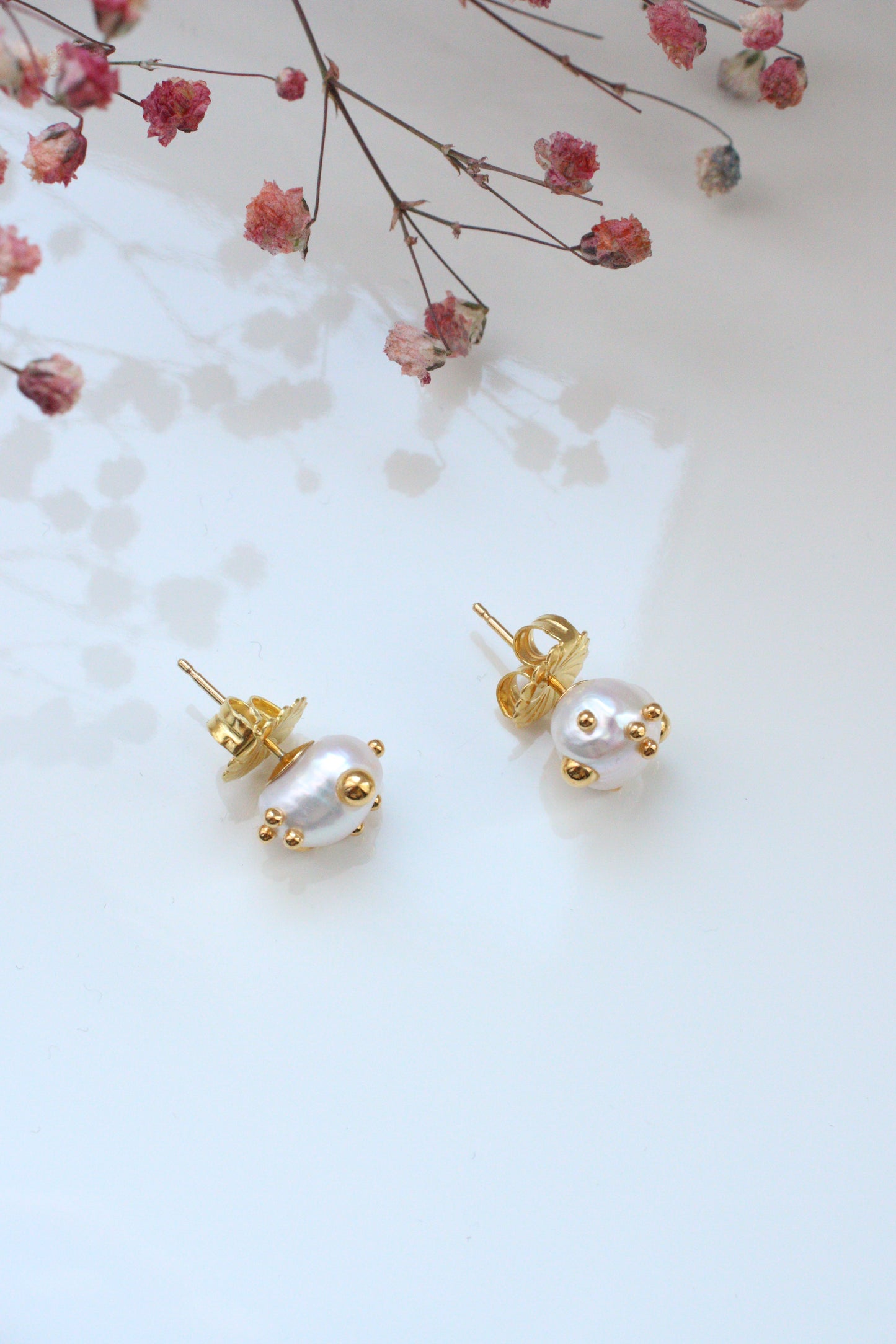 "Comet" stud earrings