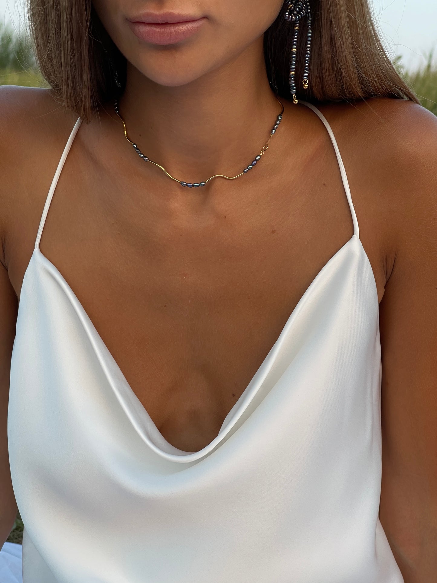 Choker necklace "Golden hour wave"