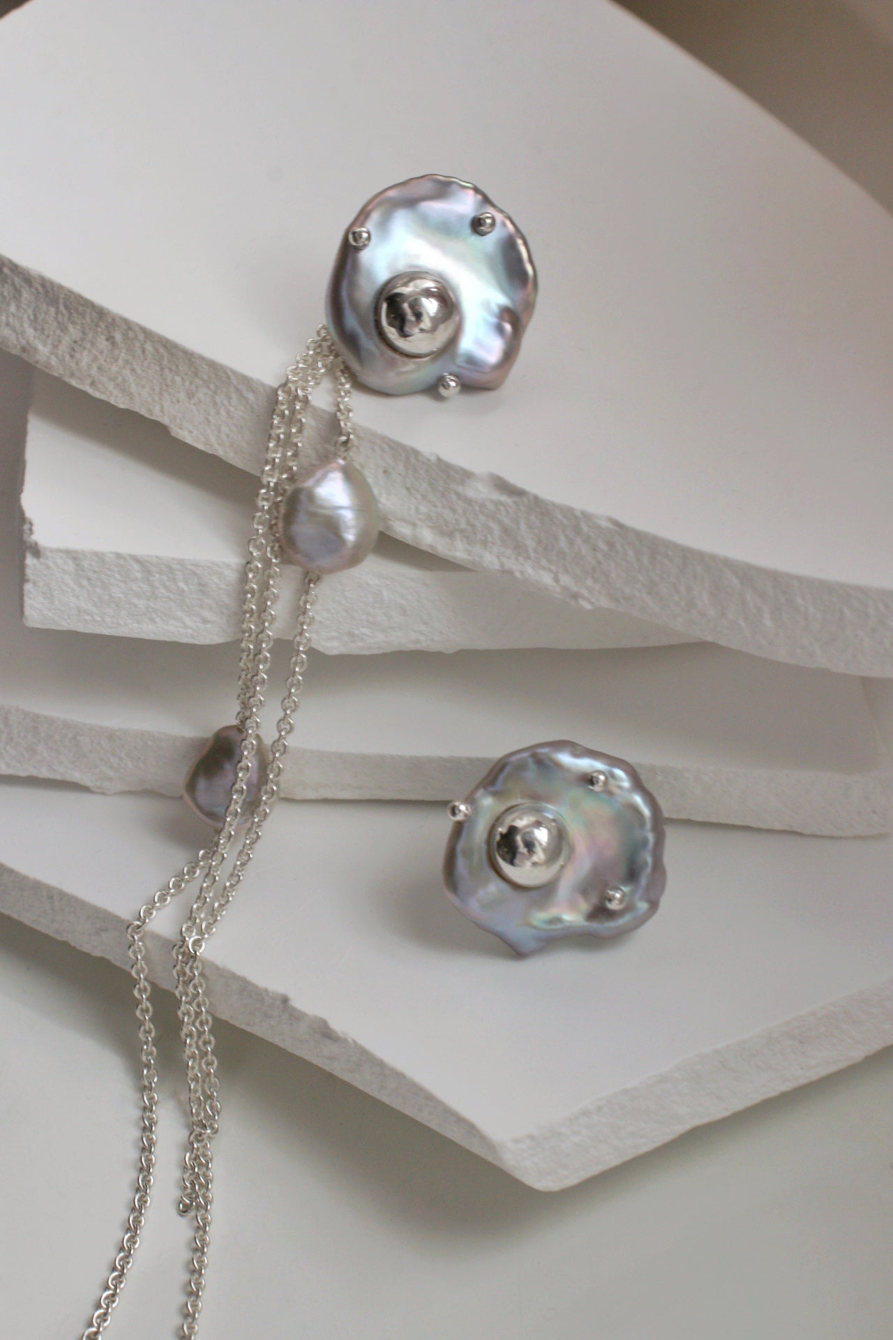 Пусети «Underwater» з сірими перлинами