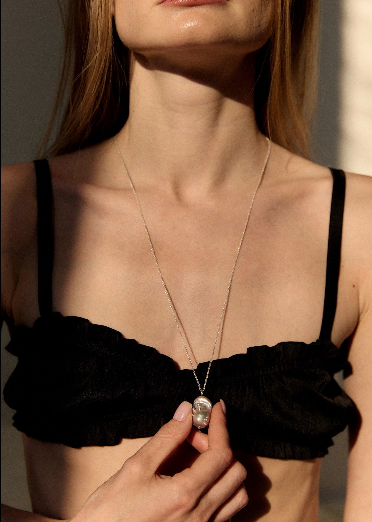 Ланцюжок з бароковою перлиною Silver