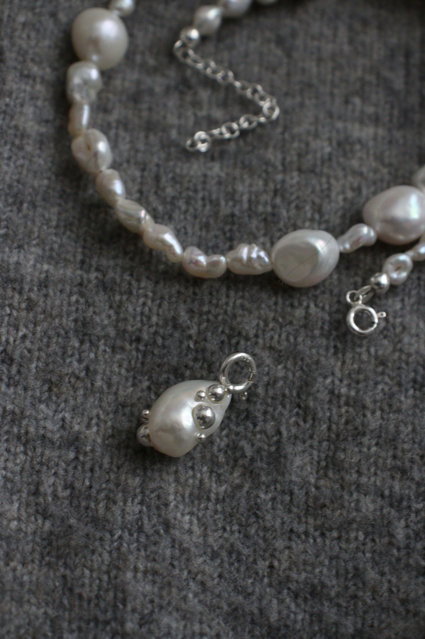 Браслет з підвісом «Grape»