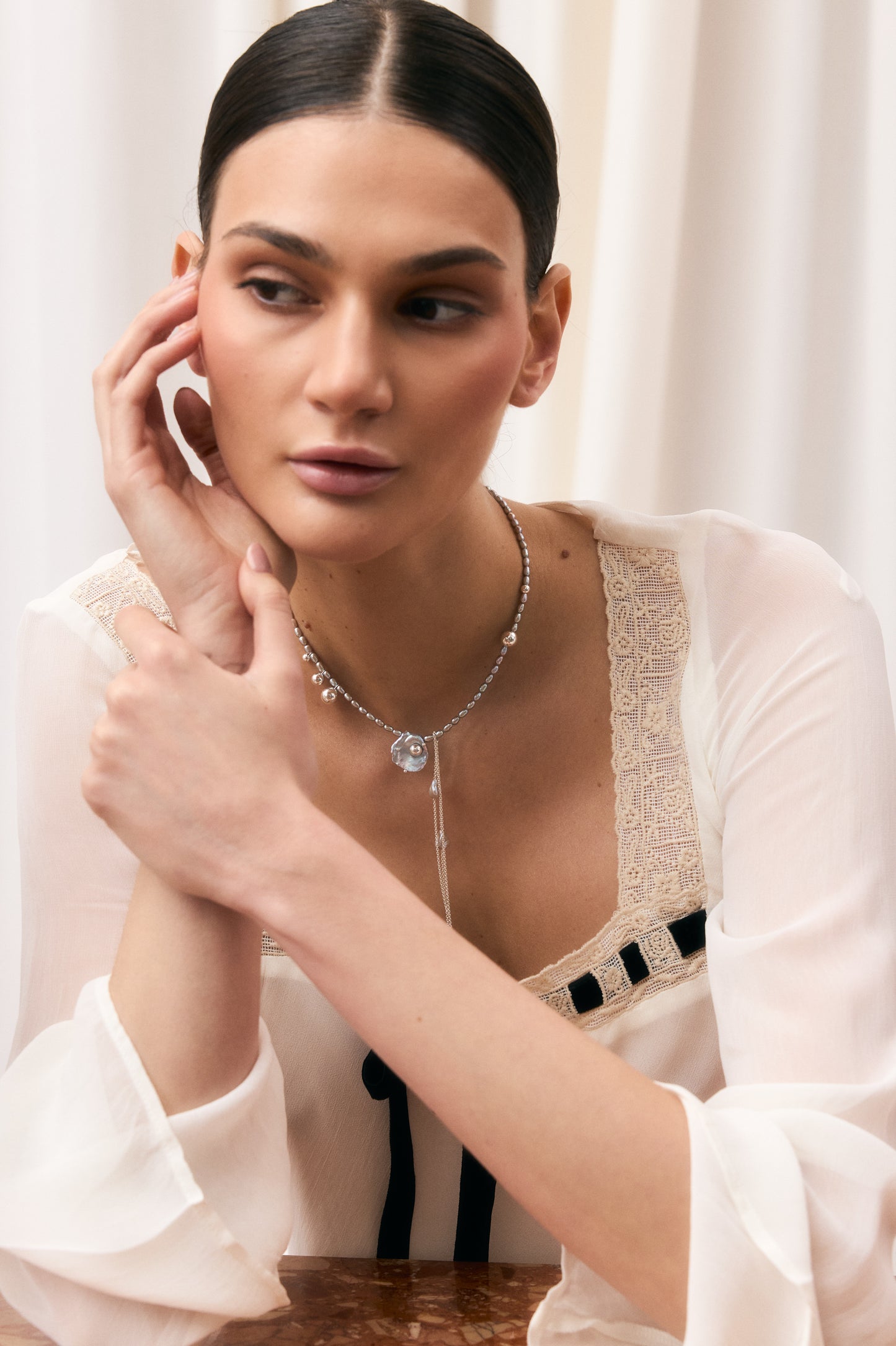 Намисто Underwater з сірими перлинами