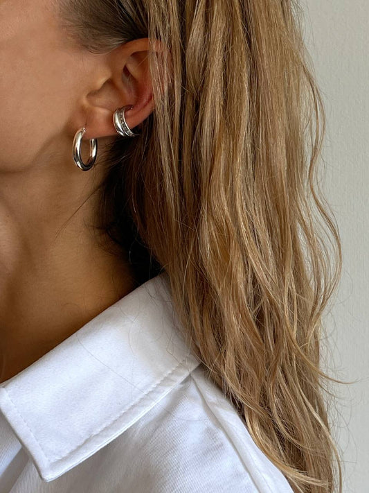 Classic ear cuff